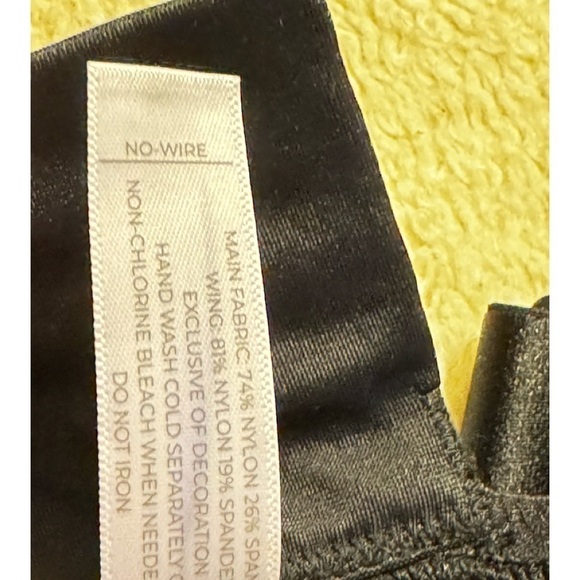 Livi Active No Wire Sports Bra size 44 G - Picture 8 of 9